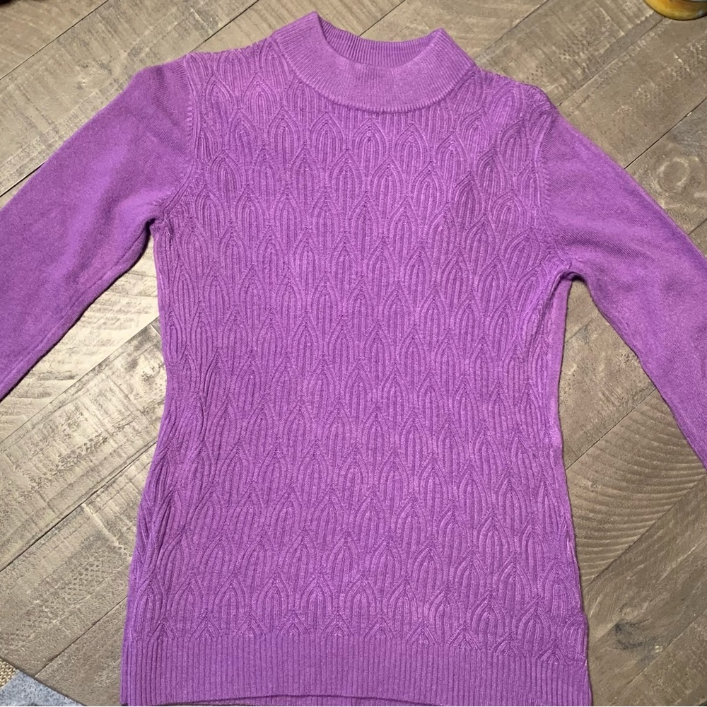 💥💥New Laura Scott Purple Mock Neck Sweater💥💥